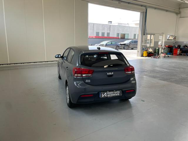 KIA Rio usata, con Alzacristalli elettrici