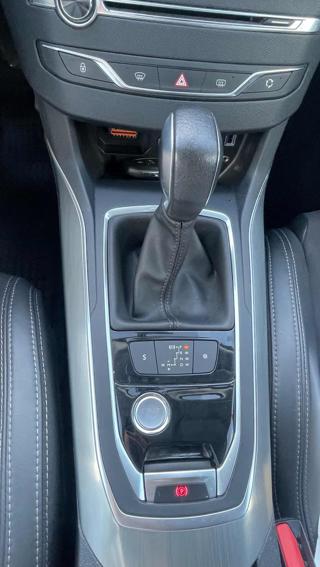 PEUGEOT 308 usata, con Sistema di navigazione