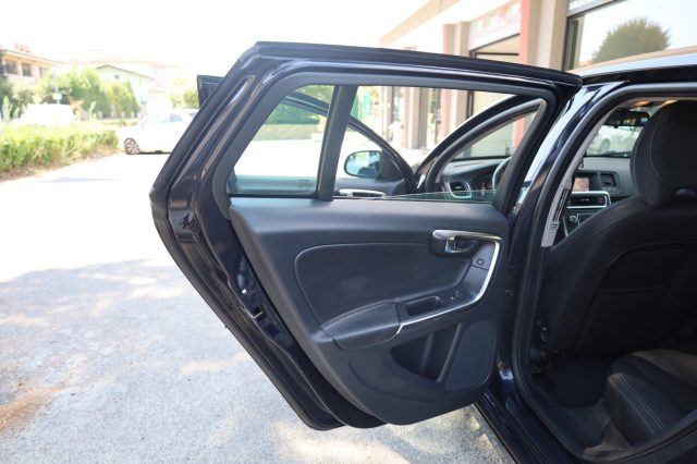 VOLVO V60 usata 90