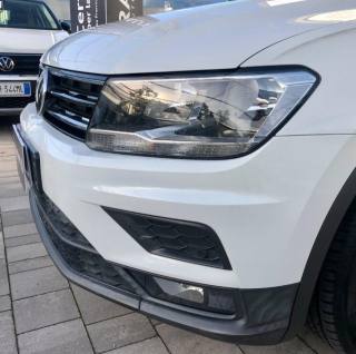 VOLKSWAGEN Tiguan usata, con Sensori di parcheggio anteriori