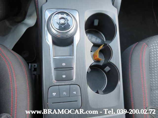 FORD Kuga usata, con USB