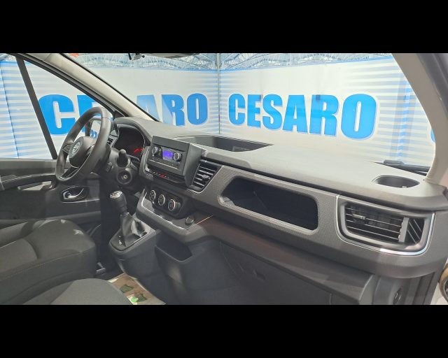 NISSAN Primastar usata 19