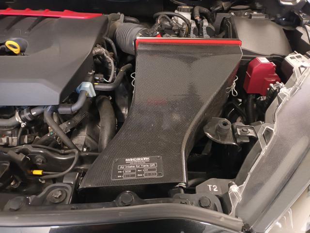 TOYOTA Yaris usata 44