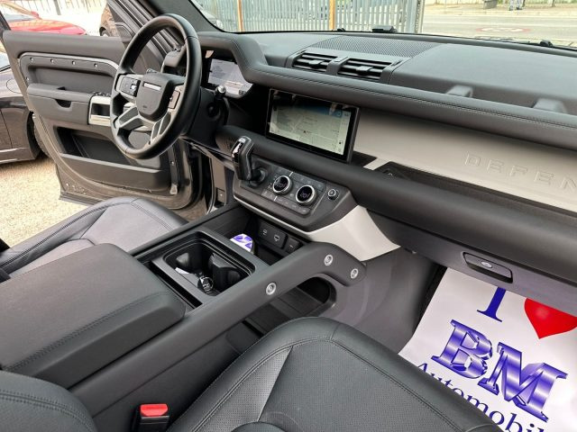 LAND ROVER Defender usata, con Boardcomputer