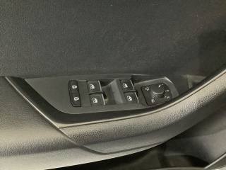 SKODA Karoq usata, con Autoradio digitale