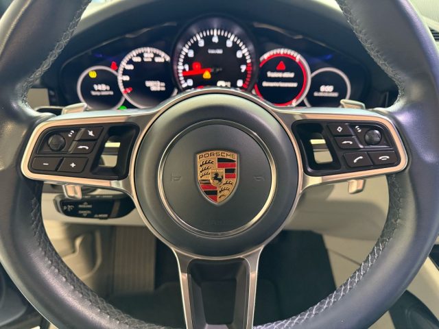 PORSCHE Cayenne usata, con Interni in pelle