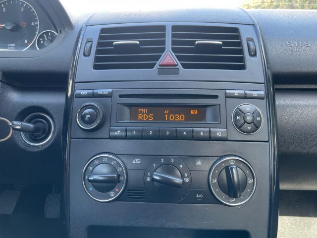 MERCEDES-BENZ A 180 usata 15