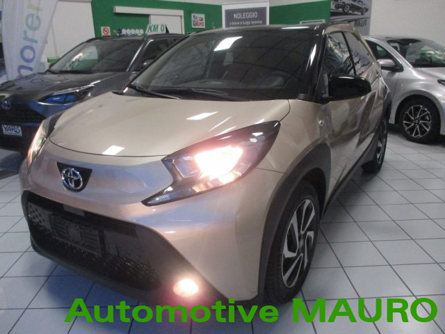 TOYOTA Aygo X usata, con Autoradio