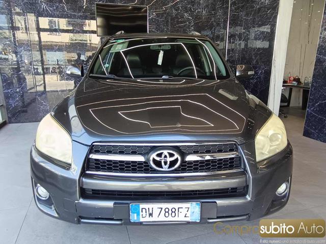 TOYOTA RAV 4 MY23 usata, con ABS