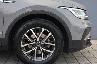 VOLKSWAGEN Tiguan usata, con Freno di stazionamento elettrico