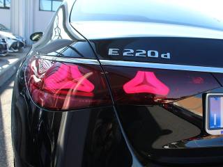 MERCEDES-BENZ E 220 usata, con Sistema di chiamata d