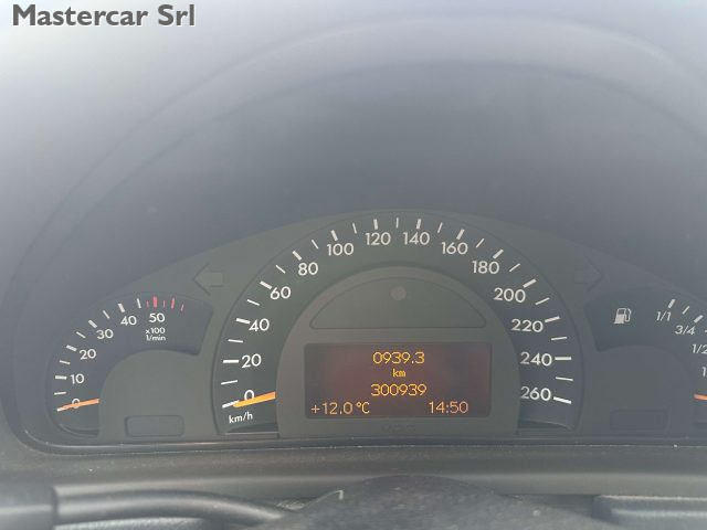 MERCEDES-BENZ C 200 usata, con Servosterzo