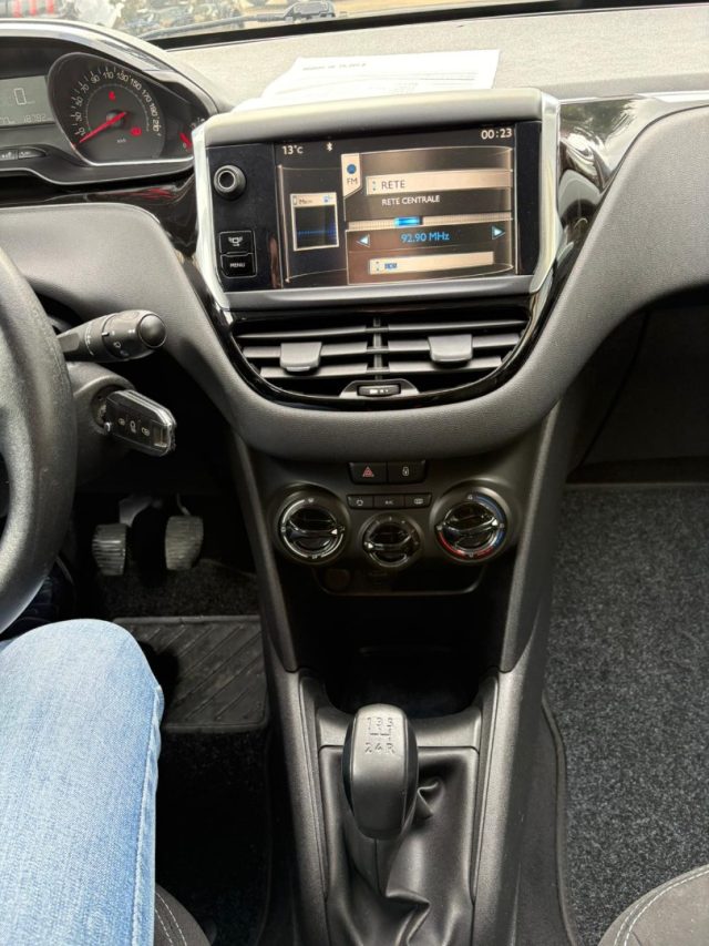 PEUGEOT 208 usata, con ESP