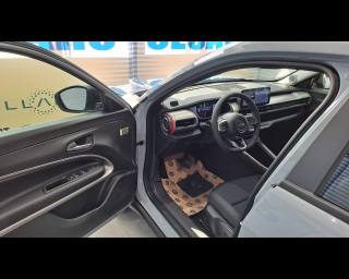JEEP Avenger usata, con Sedile posteriore sdoppiato