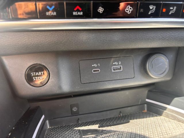 NISSAN X-Trail usata, con Autoradio
