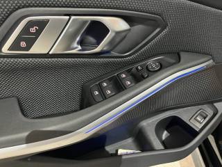 BMW 318 usata, con Servosterzo