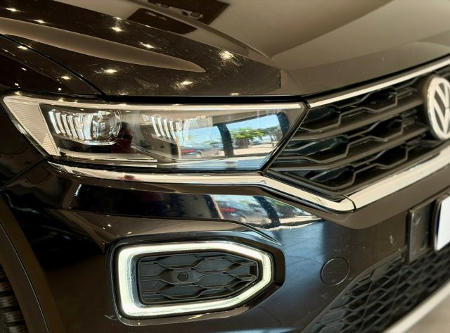 VOLKSWAGEN T-Roc usata, con Autoradio
