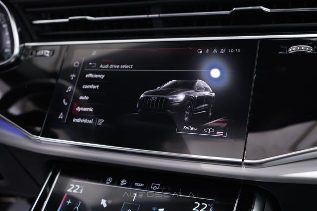 AUDI Q8 usata, con Volante multifunzione