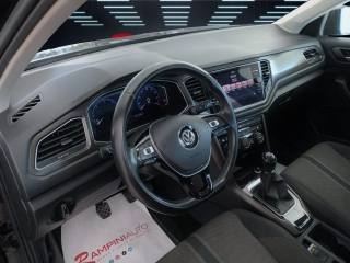 VOLKSWAGEN T-Roc usata 12