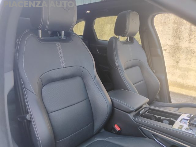 JAGUAR F-Pace usata, con Cronologia tagliandi