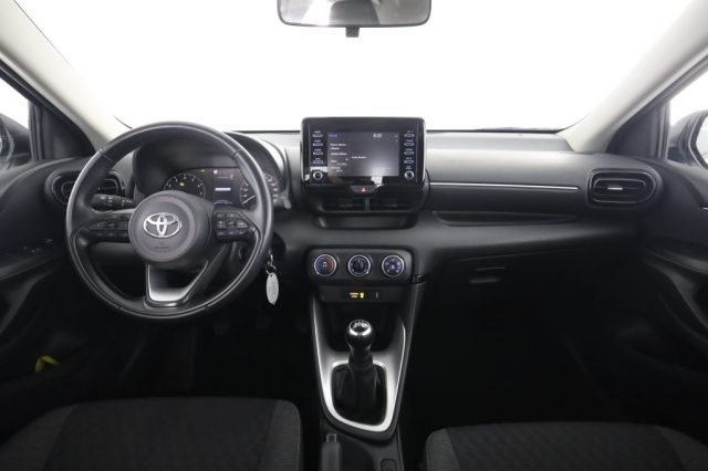 TOYOTA Yaris usata 4