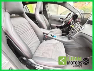 MERCEDES-BENZ GLA 200 usata, con Leve al volante