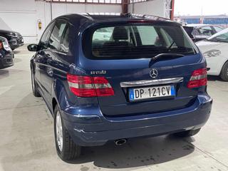 MERCEDES-BENZ B 150 usata, con Airbag laterali