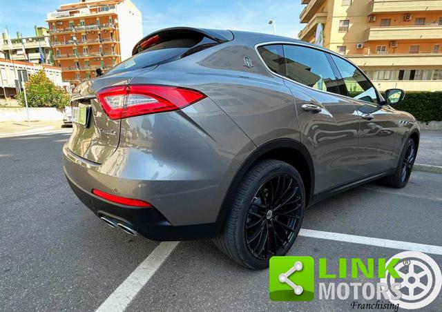 MASERATI Levante usata, con Airbag laterali
