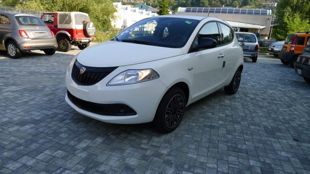LANCIA Ypsilon usata, con ABS