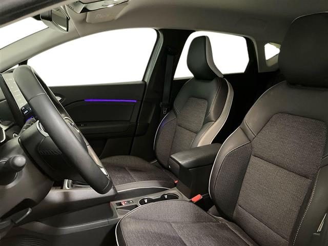 RENAULT Captur usata, con Sistema di navigazione