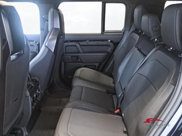 LAND ROVER Defender usata 9