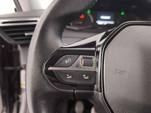 PEUGEOT 2008 usata, con Volante in pelle