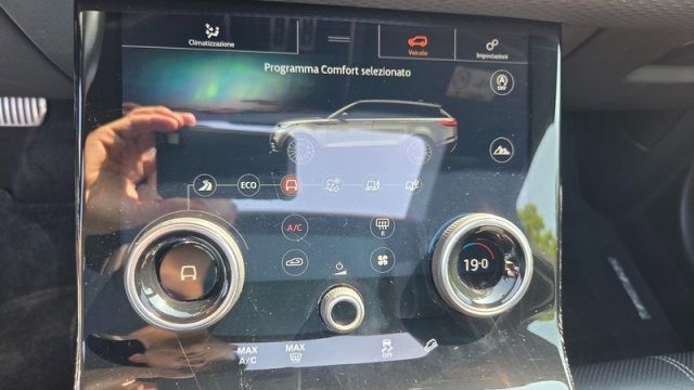 LAND ROVER Range Rover Velar usata, con Bluetooth