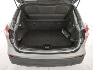 NISSAN Qashqai usata, con Luci diurne LED