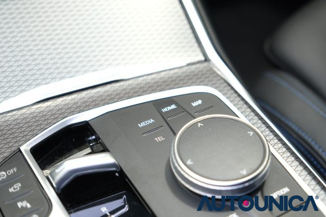 BMW 320 usata, con Bluetooth