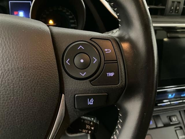 TOYOTA Auris usata, con Specchietti laterali elettrici