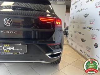 VOLKSWAGEN T-Roc usata, con Autoradio digitale