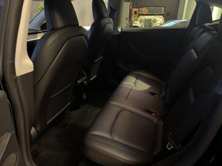 TESLA Model Y usata, con Boardcomputer