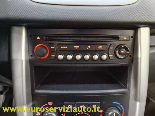 PEUGEOT 207 usata, con Sedile posteriore sdoppiato