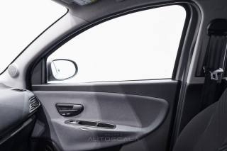 LANCIA Ypsilon usata, con Airbag testa