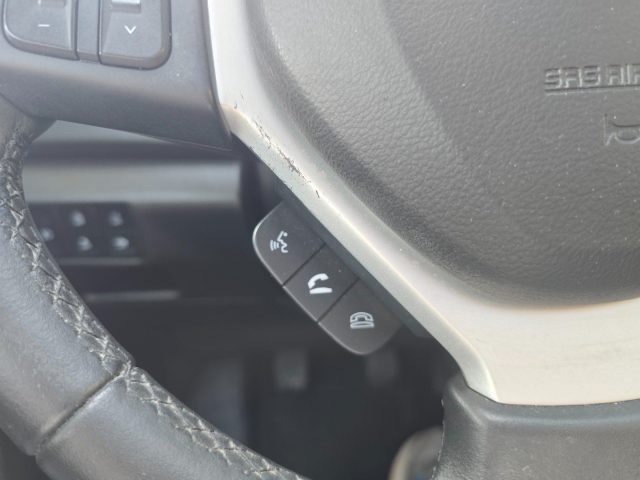 SUZUKI S-Cross usata, con Autoradio digitale