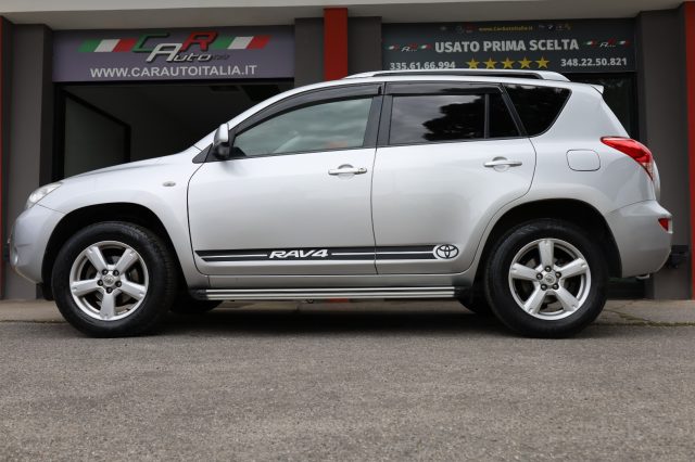 TOYOTA RAV 4 usata, con Portapacchi