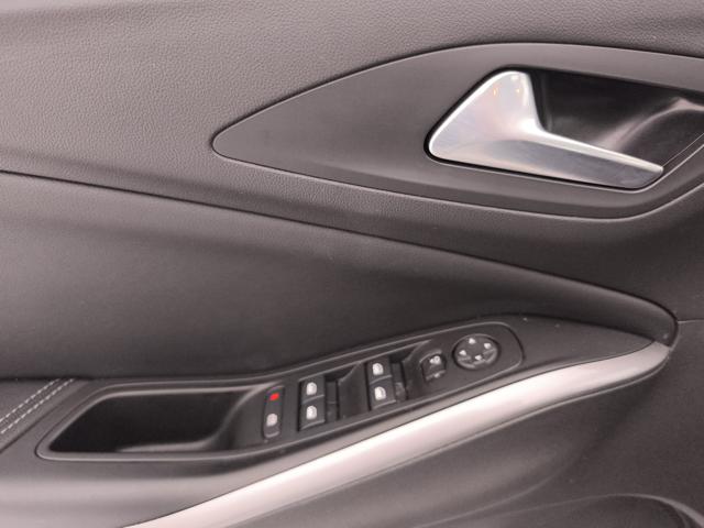 OPEL Grandland usata, con Volante multifunzione