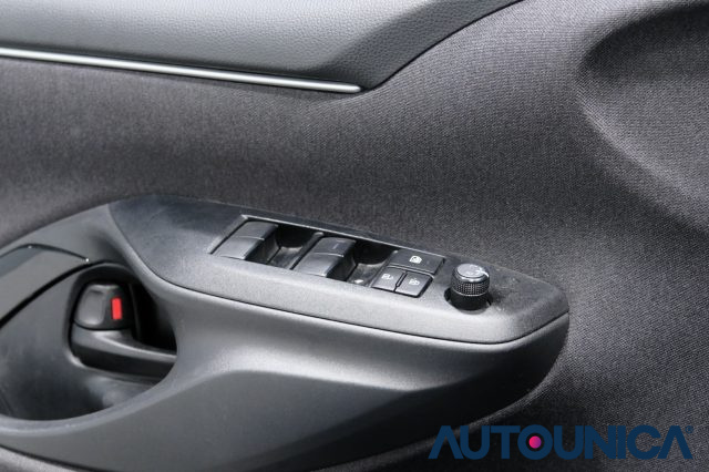 TOYOTA Yaris usata, con Telecamera per parcheggio assistito