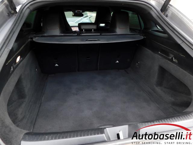 MERCEDES-BENZ CLA 200 usata, con Sistema di parcheggio automatico
