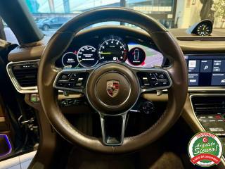 PORSCHE Panamera usata, con USB