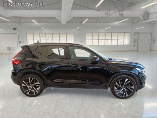 VOLVO XC40 usata, con Airbag Passeggero