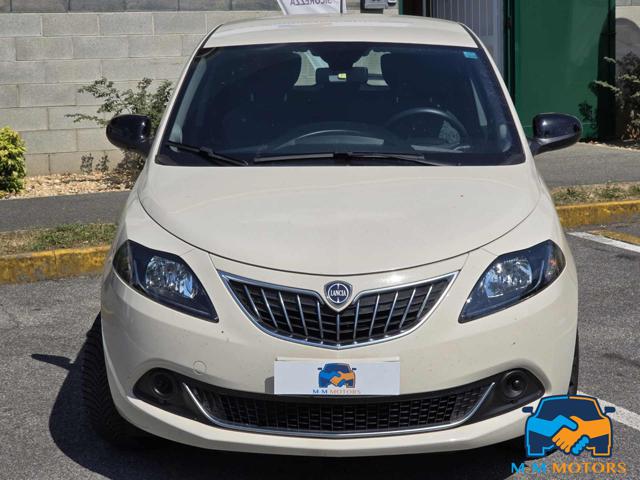 LANCIA Ypsilon usata, con Airbag