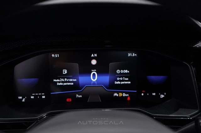 VOLKSWAGEN Taigo usata, con Sistema di navigazione