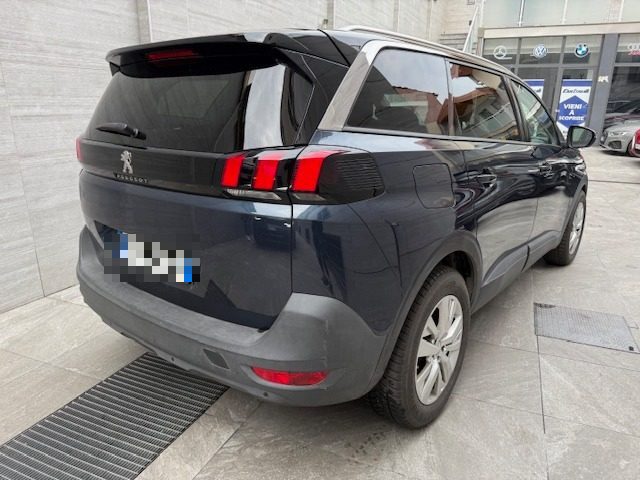 PEUGEOT 5008 usata, con Airbag Passeggero
